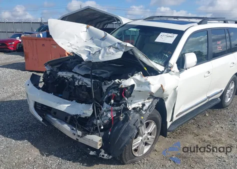 2015 Toyota Land Cruiser V8 from USA, damaged, VIN JTMHY7AJ4F4033001